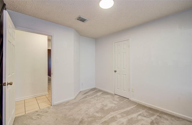 713 Willow Creek Drive, La Porte, TX 77571