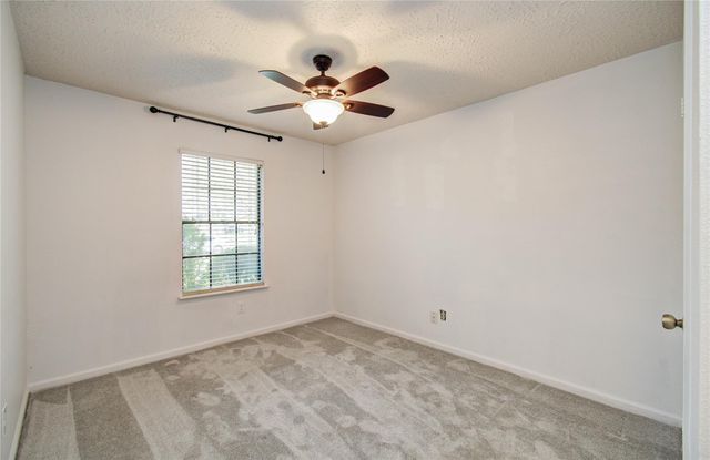 713 Willow Creek Drive, La Porte, TX 77571