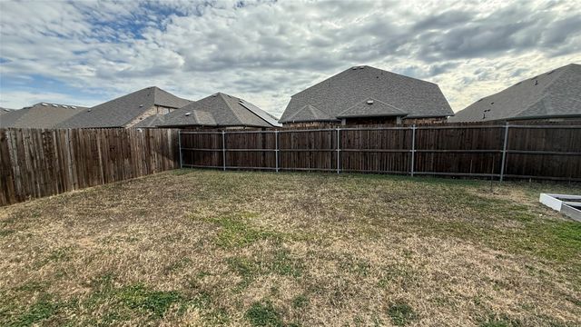 214 Crescent Avenue, Melissa, TX 75454