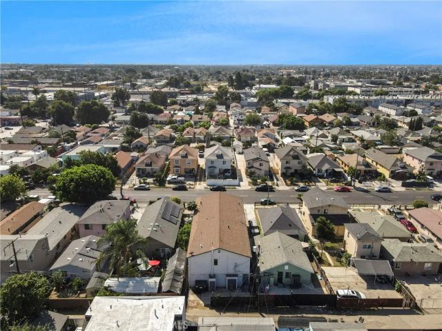 211 E 55th Street, Los Angeles, CA 90011