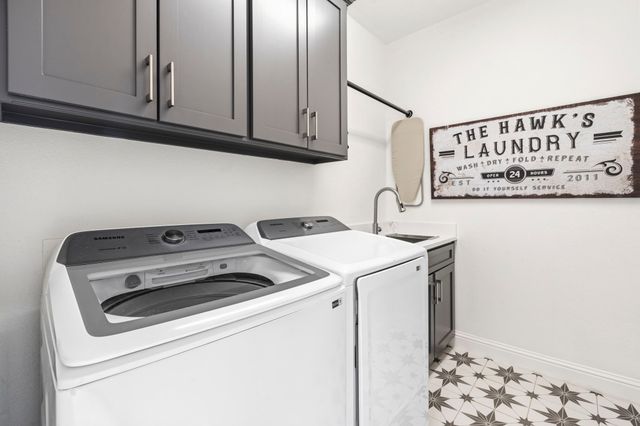 1116 Damsel Ginger Lane, Lewisville, TX 75056