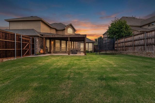 1116 Damsel Ginger Lane, Lewisville, TX 75056