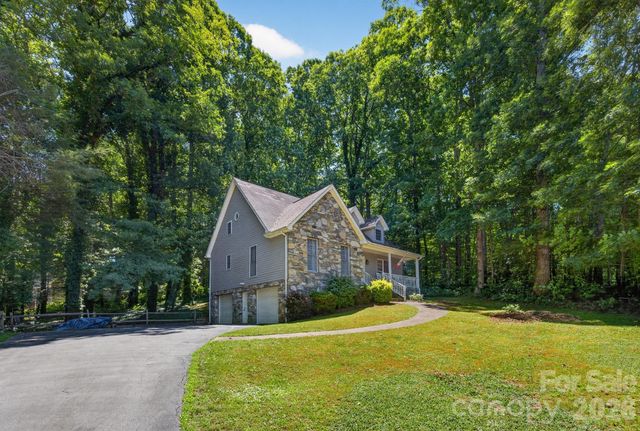 163 Canaan Drive, Candler, NC 28715
