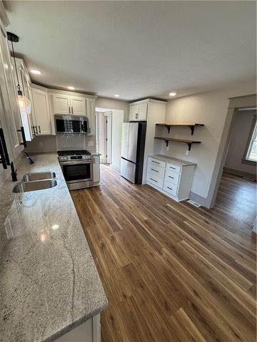 127 Whitestown Road, Twp Of But Sw, PA 16045