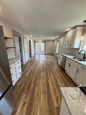 127 Whitestown Road, Twp Of But Sw, PA 16045