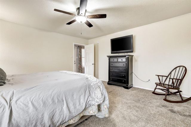 605 Copper CT, Jarrell, TX 76537