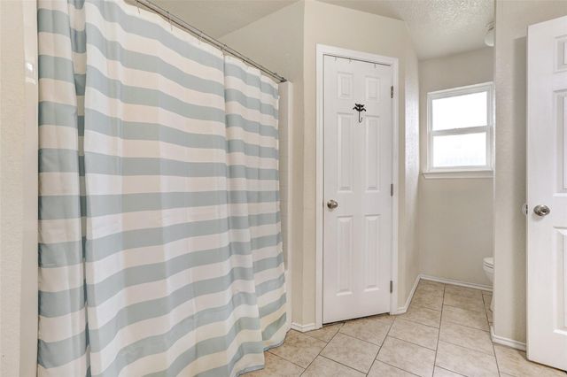 605 Copper CT, Jarrell, TX 76537