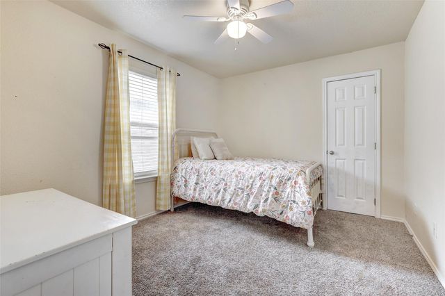 605 Copper CT, Jarrell, TX 76537