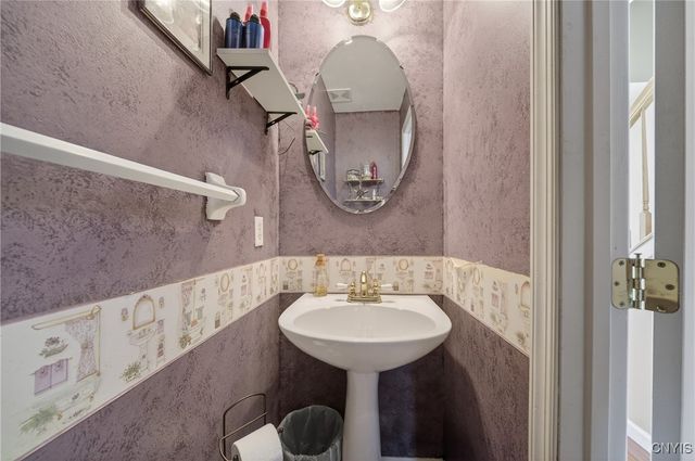 157 Smokey Hollow Road, Lysander, NY 13027