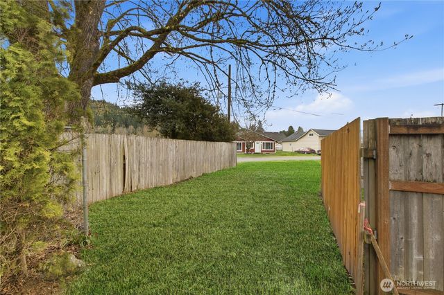 210 Silver Lane SE, Orting, WA 98360