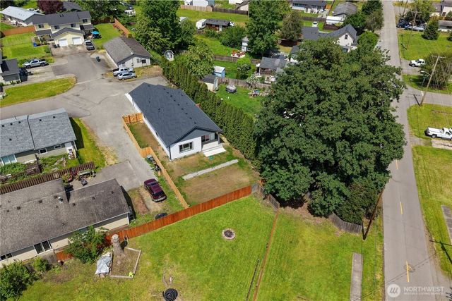 210 Silver Lane SE, Orting, WA 98360