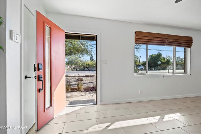 2735 N Park Avenue, Tucson, AZ 85719