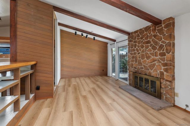 7101 Regner Rd, San Diego, CA 92119
