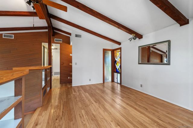 7101 Regner Rd, San Diego, CA 92119