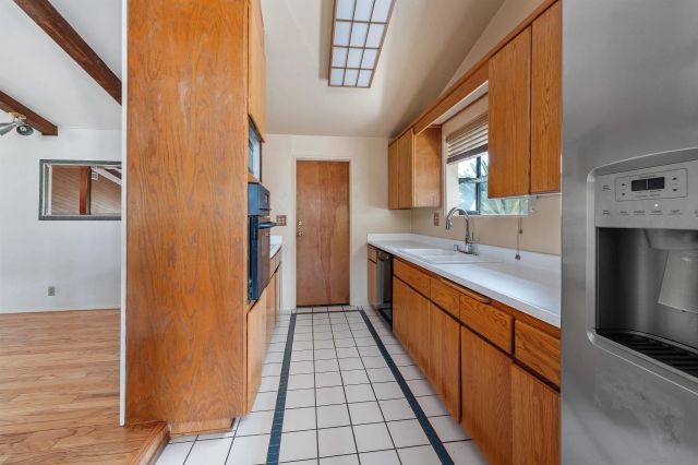 7101 Regner Rd, San Diego, CA 92119