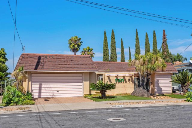 7101 Regner Rd, San Diego, CA 92119