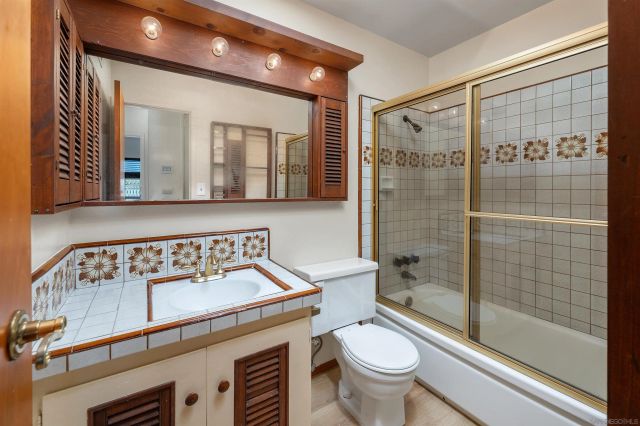 7101 Regner Rd, San Diego, CA 92119