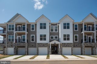 30 HYSSOP WAY #203, Stafford, VA 22554