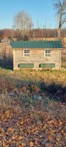 5700 E Chicago Road, Moscow Twp, MI 49250