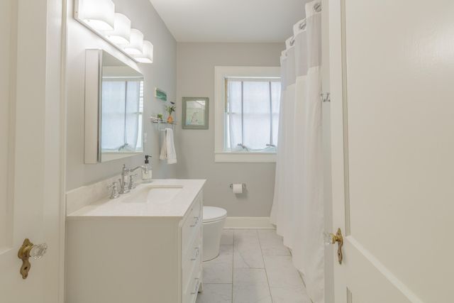 330 Tunnel Boulevard, Chattanooga, TN 37411