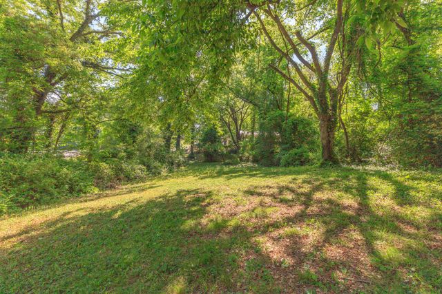 330 Tunnel Boulevard, Chattanooga, TN 37411