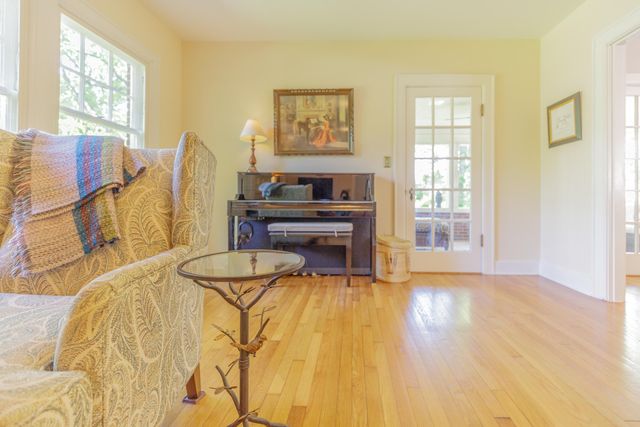330 Tunnel Boulevard, Chattanooga, TN 37411