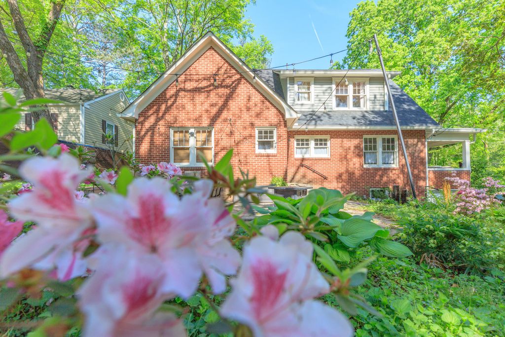 330 Tunnel Boulevard, Chattanooga, TN 37411
