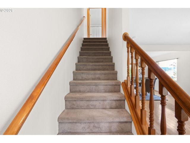 2718 HARVEST Ct, Forest Grove, OR 97116