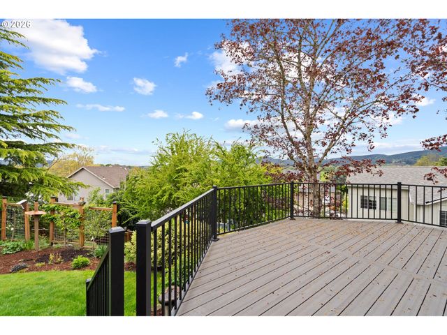 2718 HARVEST Ct, Forest Grove, OR 97116
