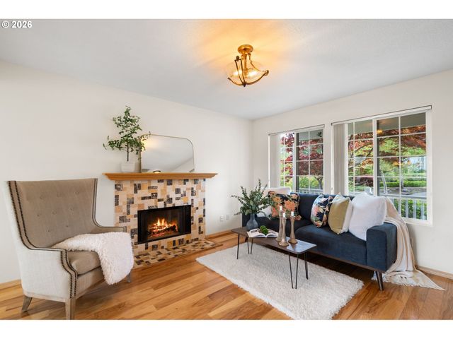 2718 HARVEST Ct, Forest Grove, OR 97116