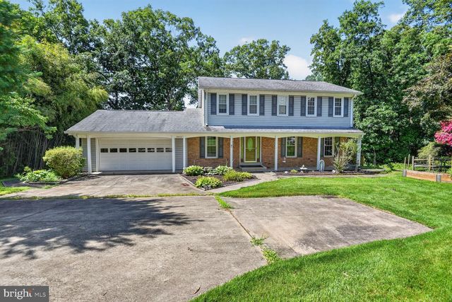 12012 GOVERNORS CT, Woodbridge, VA 22192