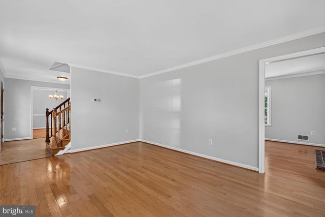 12012 GOVERNORS CT, Woodbridge, VA 22192