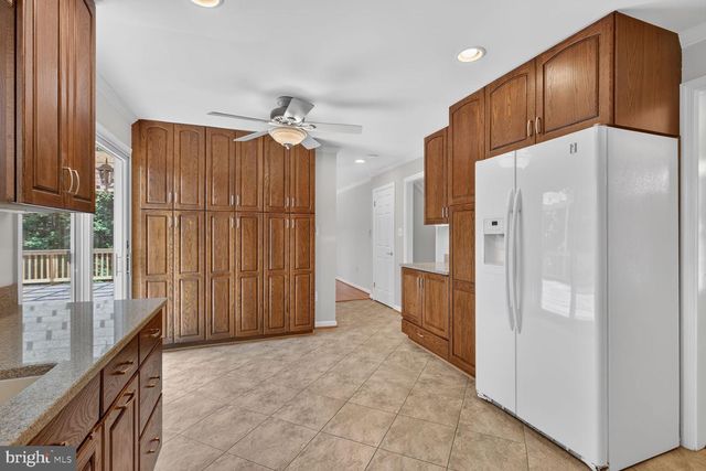 12012 GOVERNORS CT, Woodbridge, VA 22192
