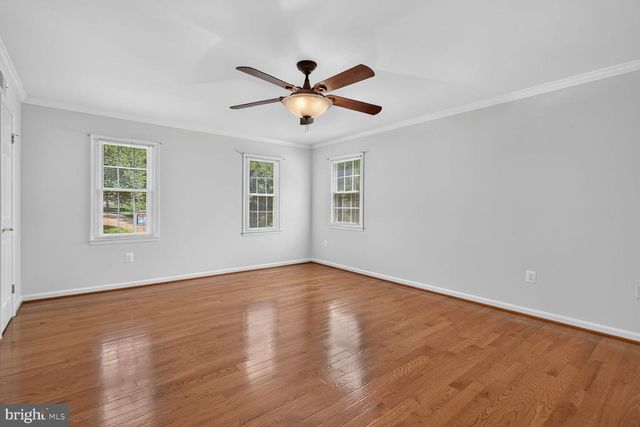 12012 GOVERNORS CT, Woodbridge, VA 22192