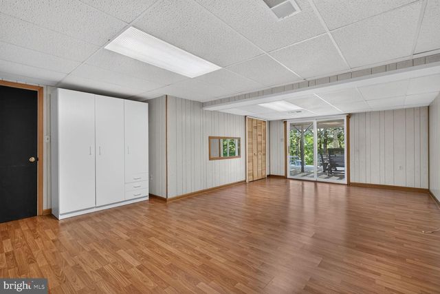 12012 GOVERNORS CT, Woodbridge, VA 22192