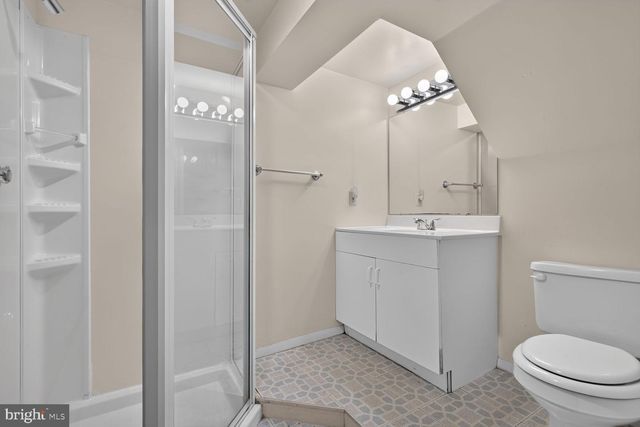 12012 GOVERNORS CT, Woodbridge, VA 22192