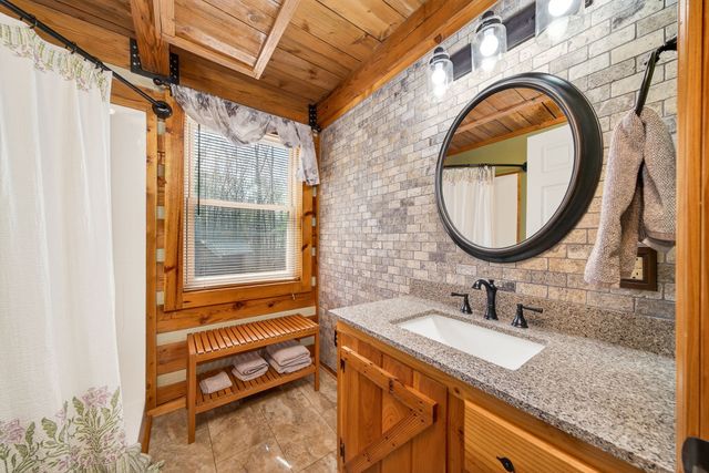 2599 Cummins Mill Rd, Cookeville, TN 38501