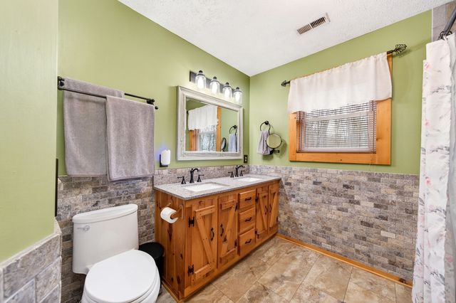 2599 Cummins Mill Rd, Cookeville, TN 38501