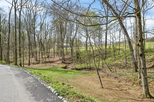 2599 Cummins Mill Rd, Cookeville, TN 38501