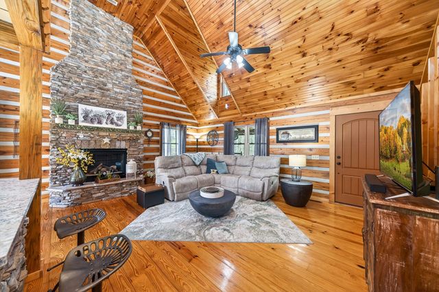 2599 Cummins Mill Rd, Cookeville, TN 38501