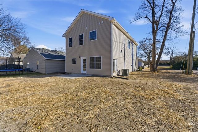 899 Railroad AVE, Chesapeake, VA 23324