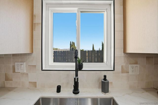 9789 Lutheran Way, Santee, CA 92071