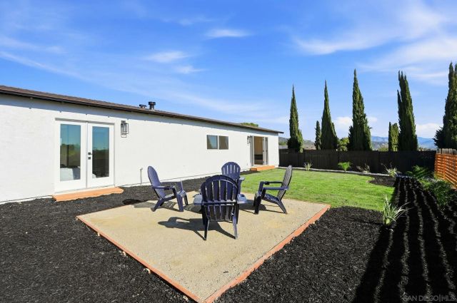 9789 Lutheran Way, Santee, CA 92071