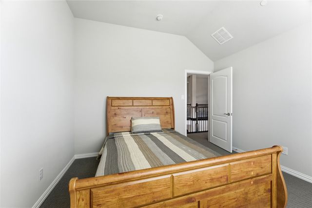 7705 Falcon Ridge Road, Denton, TX 76208