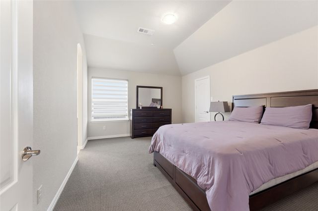 7705 Falcon Ridge Road, Denton, TX 76208