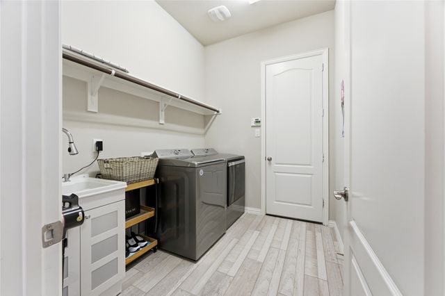 7705 Falcon Ridge Road, Denton, TX 76208