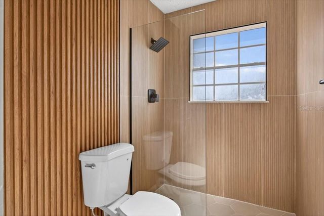 8618 VALLEY RIDGE COURT, Orlando, FL 32818