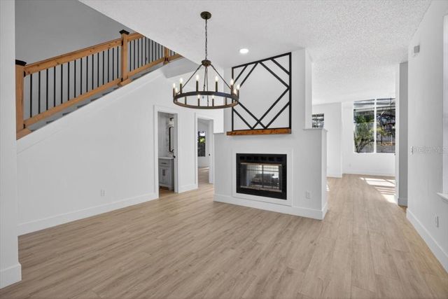 8618 VALLEY RIDGE COURT, Orlando, FL 32818