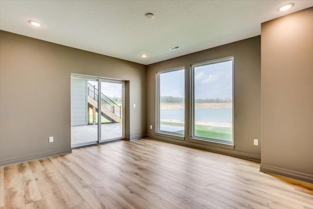 4782 N Ridge Port Ct., Wichita, KS 67205