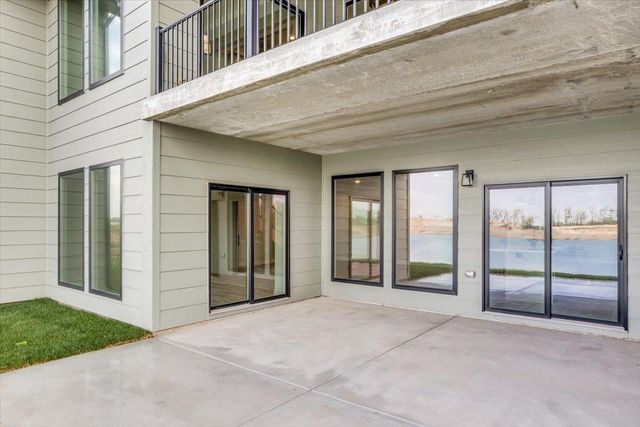 4782 N Ridge Port Ct., Wichita, KS 67205